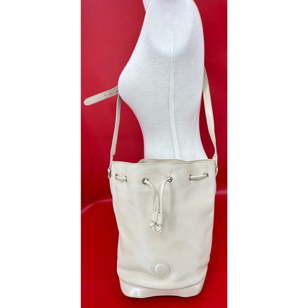 Mark Cross Leather Off White Lightly Pebbled Bucket Crossbody Bag